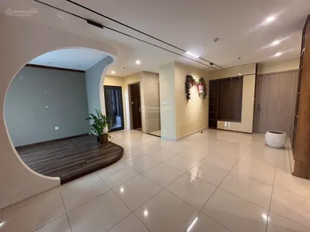 Bán căn 3n giá 4tỷ750 thu về bên s1 full nội thất 0974 294 ***