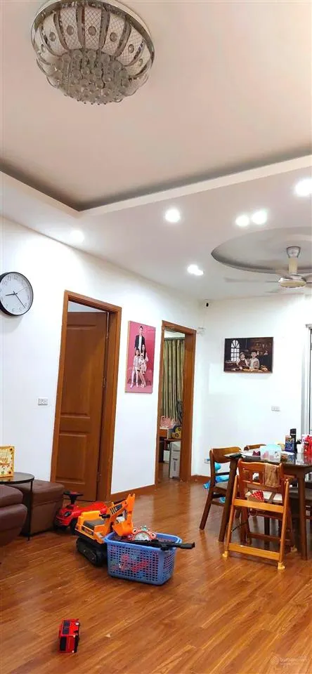 Bán căn chung cư tòa c14 bắc hà tố hữu, nam từ liêm 82 m2, 2 phòng ngủ, 2 vs giá rẻ