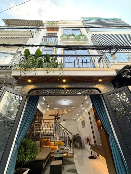 BÁN NHÀ HỒNG BÀNG P1 Q11 căn 62,8m2 giá 3tỷ350tr