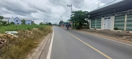Bán nhà mặt tiền Đào Sư Tích gần cầu Cây Khô, DT 10x30m