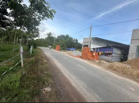 Bán đất 4143.6m² ngang 90m giá 10.3 tỷ Phường Vĩnh Tân