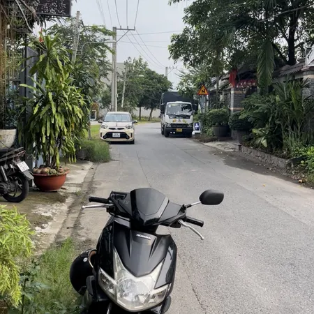 Đất đẹp trung tâm Phú Lợi – đối diện công viên