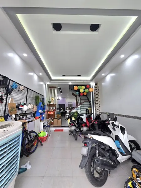 Bán nhà Thủ Đức, Linh Đông, đường Số 8, 4x15m, 4 tầng, 4PN, SH, 7.35 tỷ.