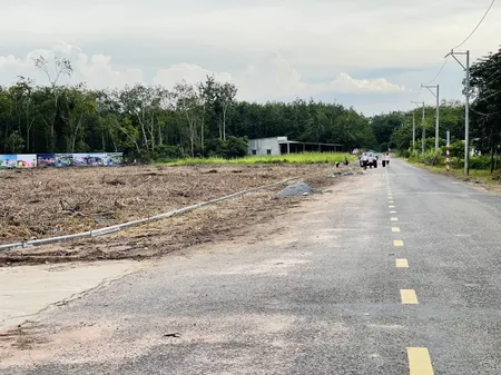 Bán đất 1270.8m² ngang 10m giá 1.4 tỷ Xã Phước Thành