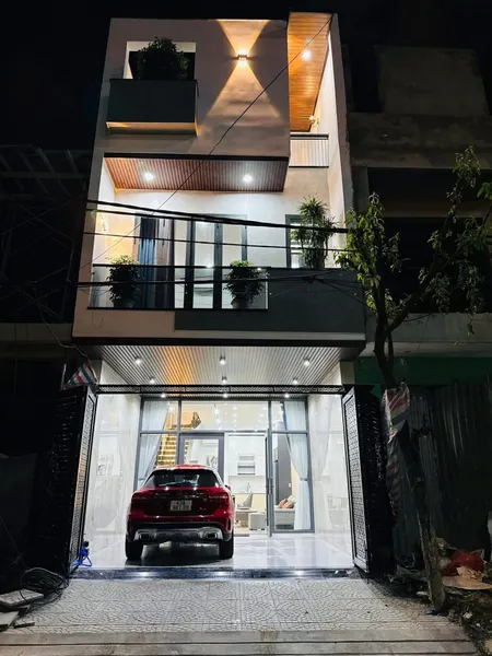 🔴💥Bán nhà SIÊU ĐẸP 3 tầng đường Nguyễn Chích - Sát Lý Thái Tông