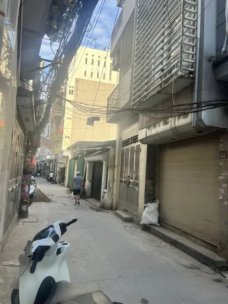 BÁN NHÀ MẶT NGÕ THÔNG ĐƯỜNG ĐỊNH CÔNG THƯỢNG. 40M2 - 6 TẦNG. THANG MÁY.