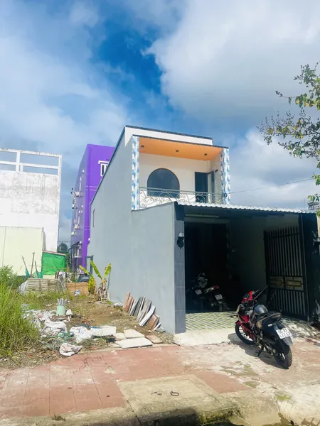 Bán nhà 83m² ngang 4,1m giá 2.15 tỷ Xã Phú Quới