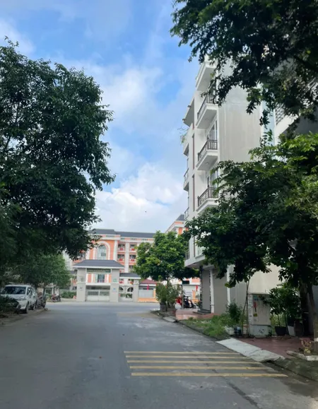 Bán đất 72m2 mặt 4m đông nam phố huy du khu bồ sơn 3 ngay cổng trường hoàng hoa thám giá 8,66 tỷ