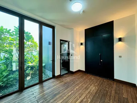 BDS HVL [NC] DEFINE 3PN 4WC 220m2 GIÁ TỐT