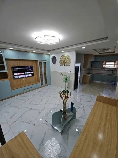 SÁT MẶT TIỀN XE HƠI 10 M 

Q7 TÂN MỸ 

NGANG 5 DÀI 9 

CÓ 3 TÊ