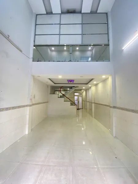 Nhà HXH 6m gần Kênh Nước Đen, 56m2, chỉ 5 tỷ TL, giá cực tốt