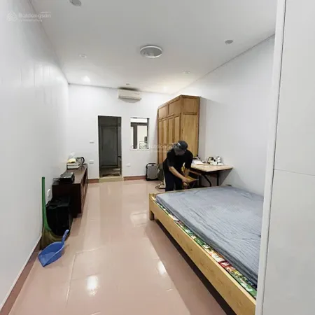 Cực hiếm! bán căn tập thể diêm gỗ ngô gia tự, dt 35m, giá 1.55tỷ, ô tô đỗ cổng