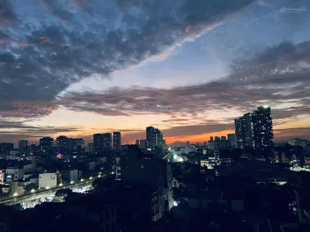 Chính chủ cần bán căn hộ tại n05 khu 5,3 ha dịch vọng, gần chùa hà 3pn 2wc có ban công, sổ đỏ