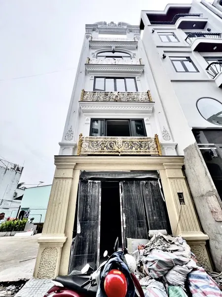 💥 Siêu phẩm 5 tầng khu cao tầng Mã Lò- ngang 5m- sát Tên Lửa💥