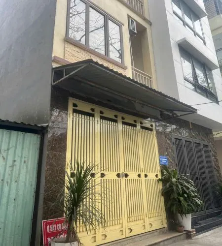 Chính chủ cho thuê nhà 4 tầng 1 tum tại địa chỉ khu Tập thể Viện Chăn Nuôi