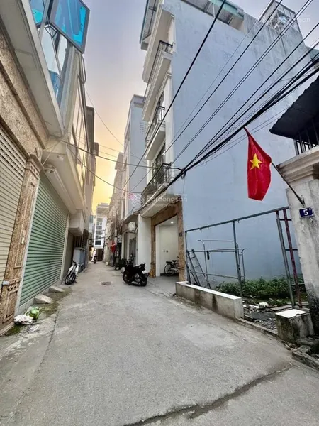 Bán đất đẹp phố ngô gia tự trung tâm long biên, giá cực tốt! diện tích 78m vuông vắn,