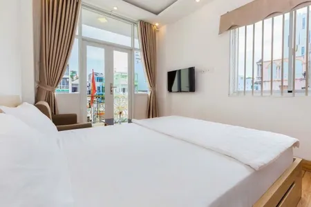 Siêu phẩm dòng tiền Chùa Láng 92m² mặt tiền 11m - 9 tầng thang máy thu nhập 1,7 tỷ/năm!