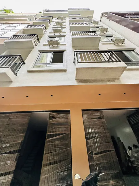 (BÁN GẤP) TÒA NHÀ CHDV,ĐƯỜNG XUÂN DIỆU,TÂY HỒ,DT 120M2,NGÕ Ô TÔ,DOANH THU 200 TRIỆU/THÁNG