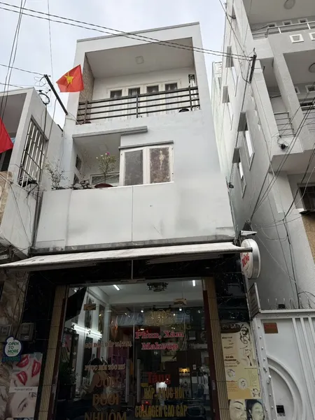 Nhà hẻm xe hơi 384/ Lý Thái Tổ, 3 tầng