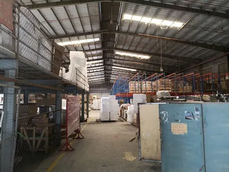 NHÀ XƯỞNG CHO THUÊ TRONG KCN BẾN CÁT _ BÌNH DƯƠNG CŨ
🔸️Tổng diện tích đất 20.000m
🔸️Diện tích nhà xưởng 7000m 
🔸️Bình điện 1000kva
🔸️Pccc tự động, giấy tờ đầy đủ
🔹️Giá thuê xưởng 3,5usd/m