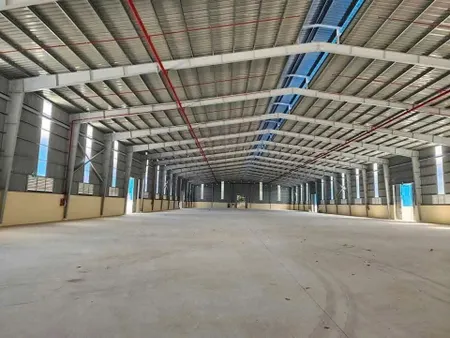 Cho thuê kho xưởng 12000m2 KCN Nam Tân Uyên, Bình Dương 

Diện Tích Đất : 20.000 m2
Diện Tích Xưởng : 12.000 m2
Văn Phòng : 300 m2
Trạm Điện : 630 KVA
Pccc Tự Động Đầy Đủ Giấy Phép 
Giá Cho Thuê ; 4.5 $/m2
Cọc 06 tháng