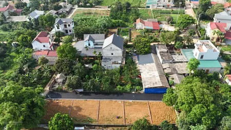 Mình chính chủ cần bán gấp tại xa phú cát hà nội mặt tiền trên dưới 10 mặt tiền đường chước mặt 4 m