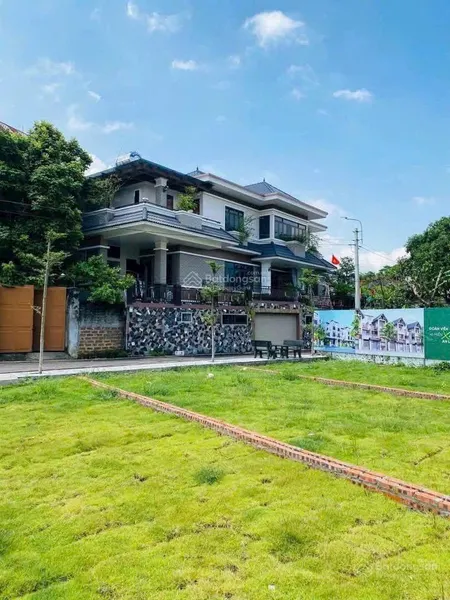 Chỉ 2 tỷ là sở hữu luôn 100m full thổ mặt tiền 9m tại thành phố vệ tinh hòa lạc