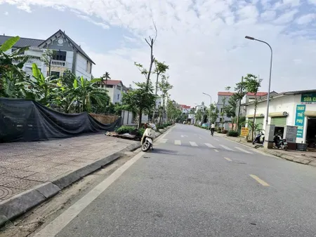 Bán đất hoa động, cự khối, 525m2, mt 25m, giá 59.5 tỷ, view đẹp thoáng, nhiều phương án kinh doanh