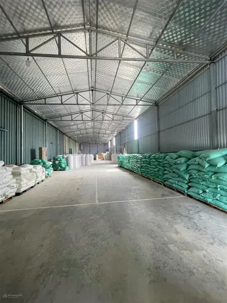 Bán kho, nhà xưởng tại đường 421b, xã cấn hữu, quốc oai, hà nội, 8 triệu, 558m2