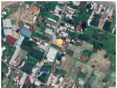 Bán nhà 235.8m² sẵn 5 phòng cho thuê và 1 mặt bằng đường nhựa phía trước giá 2.2 tỷ thương lượng chính chủ, gần khu công nghiệp Xã Xuân Lộc.  0792 813 619