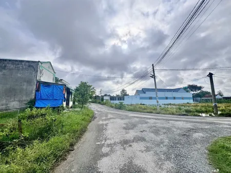 Bán nhà 95.8m² ngang 5m giá 1.5 tỷ Xã Mỹ Hạnh