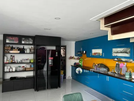 Bán sân vườn phú hoàng anh lầu 20 view thoáng 5pn 6wc full nội thất. 0903 388 ***