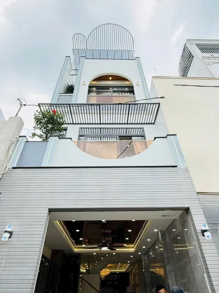 Nhà riêng Tôn Thất Tùng, Bến Thành, Quận 1, Sổ riêng, 3 tầng, GIÁ chỉ 4.86 TỶ