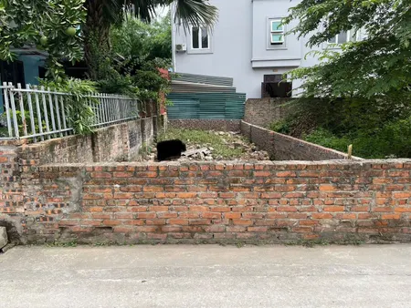 Vị trí đắc địa mặt đường thông ô tô 9 chỗ chạy vù vù giá mềm nhất khu vực - Thố Bảo - Vân Nội