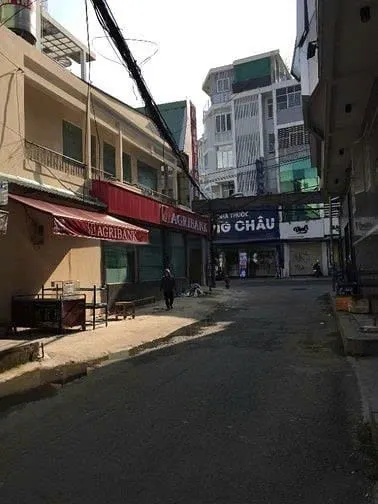 NNC VÕ OANH BÌNH THẠNH (4,5X16M) 3 TẦNG 4PN CÓ SÂN ĐỂ XE. GIÁ 20 TRIỆU/ THÁNG