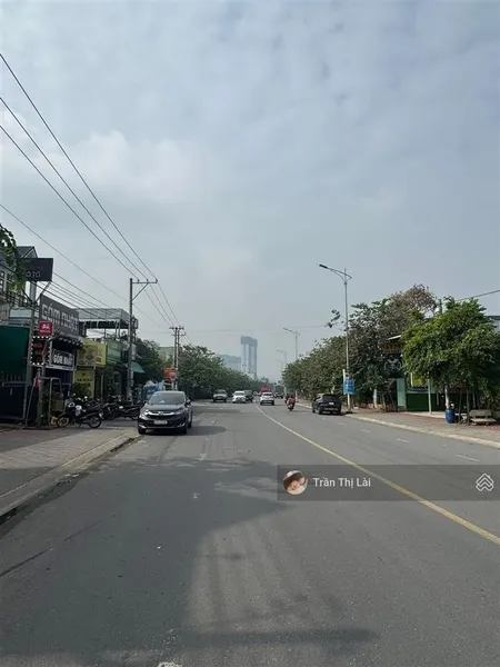 Bán lô đất đông hoà mặt tiền đường dt 120m2 cách big c chỉ 500m đi ra ql1k 2phut shr, full thổ cư