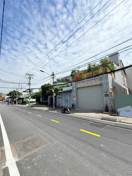 Mặt tiền kinh doanh đường lý tế xuyên ngang 7.5m bề thế thích hợp xây chdv hệ số cao xây 6 tầng