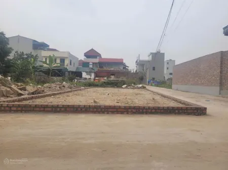 Chính chủ cần bán 60m đất 2 mặt tiền tổ 9 quang minh vị trí đẹp,