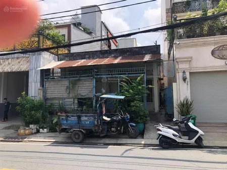 Bán đất tặng nhà mặt tiền đường lý tế xuyên, phường linh đông. nhà cấp 4 có 1pn 1wc