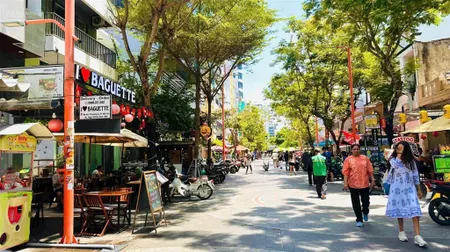 Bán nhà 2 tầng mặt tiền đường lê quang đạo đang cho thuê 60triệu/tháng