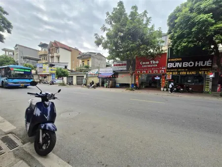 Bán đất phố thạch bàn, cổ linh, 92m2, mt 8m, giá 22.5 tỷ, khu vực sầm uất đắc địa đáng sống