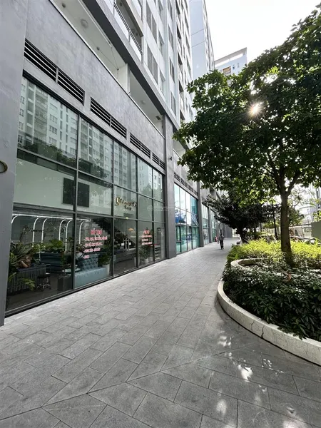 Cần chuyển nhượng lại shophouse 111m2. trệt lửng giá 6,8tỷ