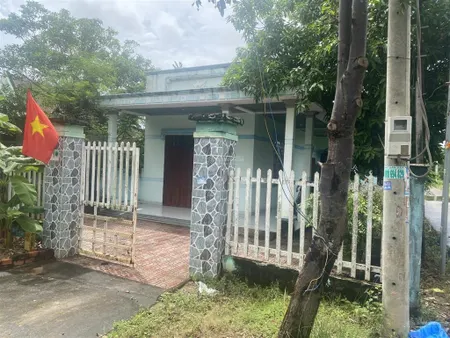 Bán nhà cấp 4 mt đường bình ba đá bạc, giá 2,55 tỷ, diện tích 313,8 m2 có 293m2 thổ cư