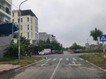 Bán đất khắc niệm 2 TP Bắc Ninh đường 17m diên tích 93.5m2 mặt 5.5m tây bắc giá 6,9 tỷ