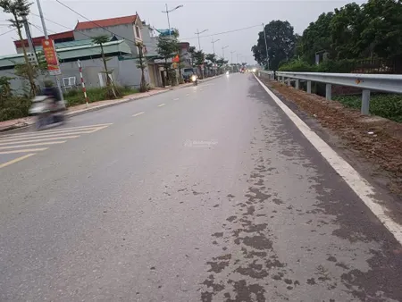 Bán 101m2 đất tân tiến văn giang hưng yên , đường ôtô tải