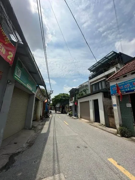 Bán Đất mặt phố Bắc cầu, vị trí đầu phố, kinh doanh tốt, đường ototránh, 60m2, giá:7.8 tỷ