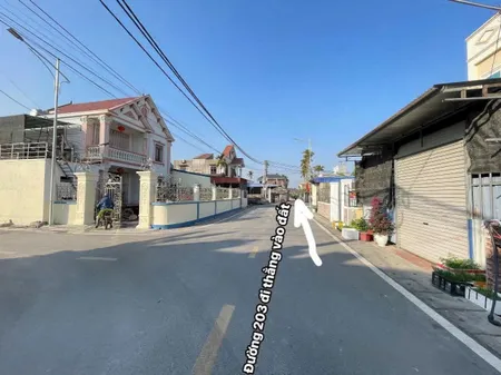 Bán 60m thôn Đông lâm động thẳng từ 203 vào luôn tới đất. Ngõ rộng rãi . L/h:076.231.9990 e Thúy