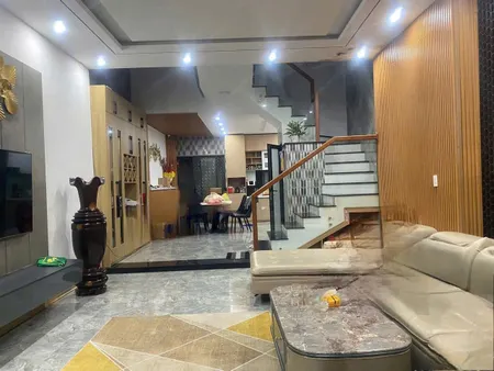 🔴💥Bán nhà 3 tầng đường Phùng Chí Kiên - Sát Kinh Dương Vương