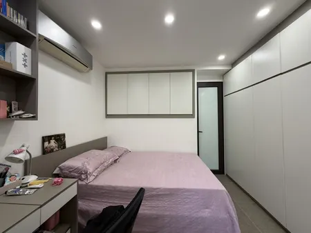 Bán căn hộ tập thể Trung Tự, Đống Đa, nhà đẹp 2 mặt thoáng, ô tô đỗ, vài bước ra phố