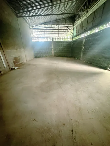 Cho thuê kho xây kiên cố 2 mặt tiền đường container tại TP Bến Tre